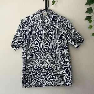Men’s Small Hawaiian Aloha Shirt